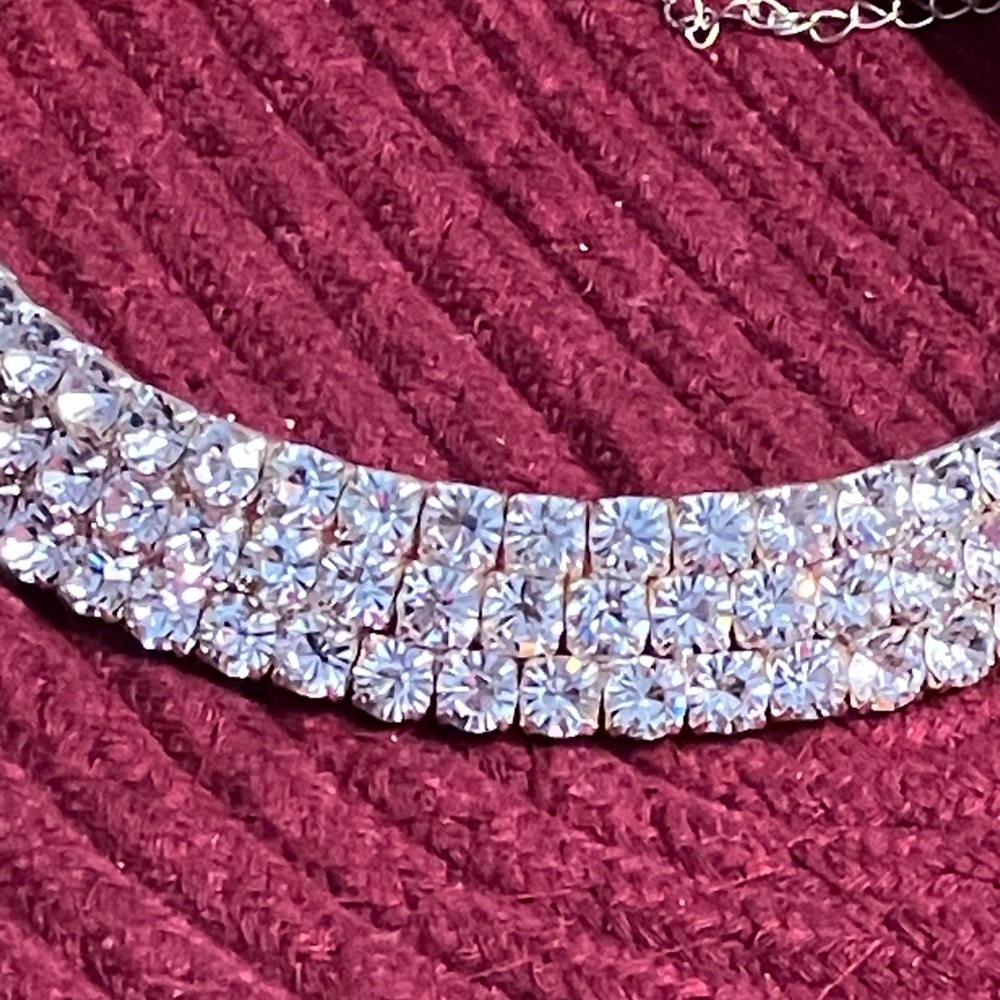 🌸Sparkle Collar Necklace - Picture 4 of 5